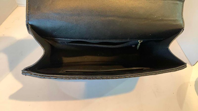 Photo 1 of TORY BURCH FLEMINING CONVERTIBLE LEATHER SHOULDER BAG
