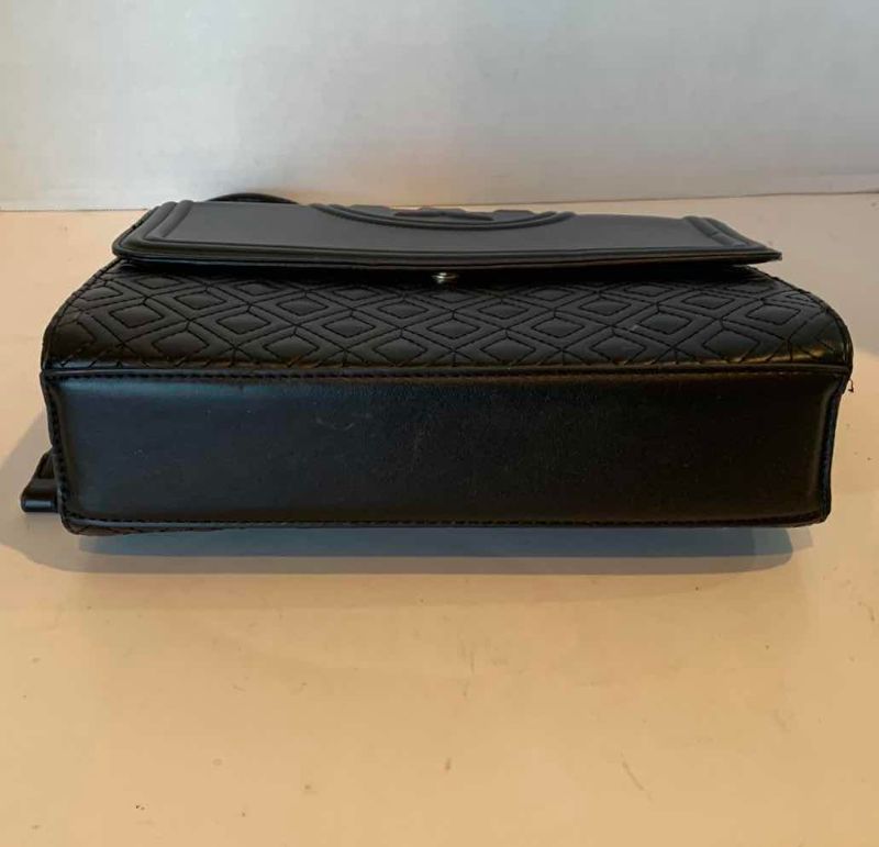 Photo 1 of TORY BURCH FLEMINING CONVERTIBLE LEATHER SHOULDER BAG
