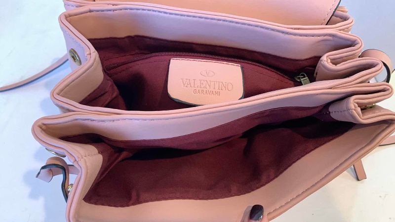 Photo 1 of TAN LEATHER VALENTINO V-RING EXPANDABLE SHOULDER BAG 