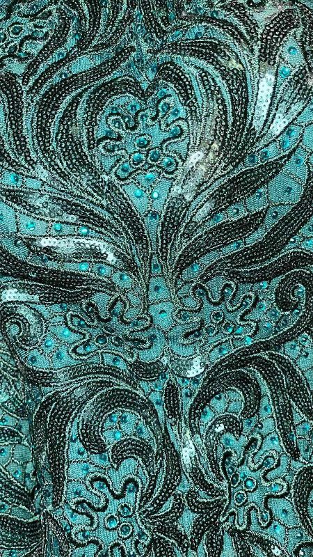 Photo 1 of LET’S PARTY GOWN SIZE MEDIUM