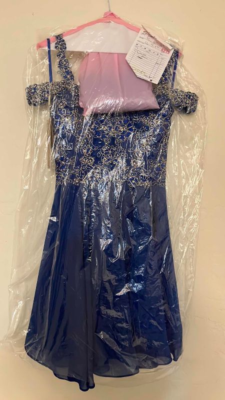 Photo 1 of ASPEED DESIGN PROM DRESS