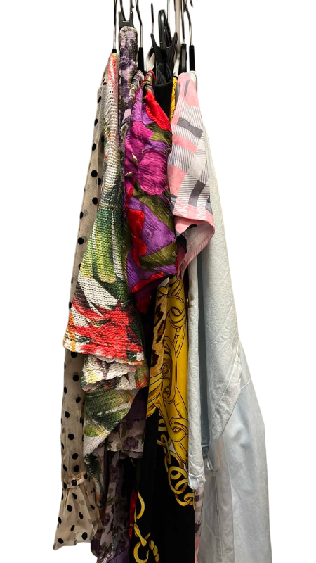 Photo 1 of EVENING DRESSES AND SHAWLS SIZE M