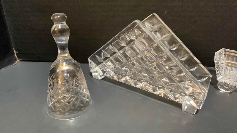 Photo 1 of 4-CRYSTAL DINING ACCESSORIES