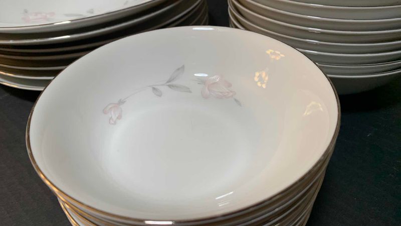 Photo 1 of 38-PIECES OF WYNDHAM “TWO SOME” 679 FINE CHINA MADE IN JAPAN