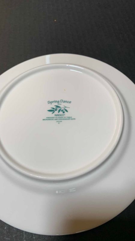 Photo 1 of 13-NIKKO SPRING DANCE SALAD PLATES