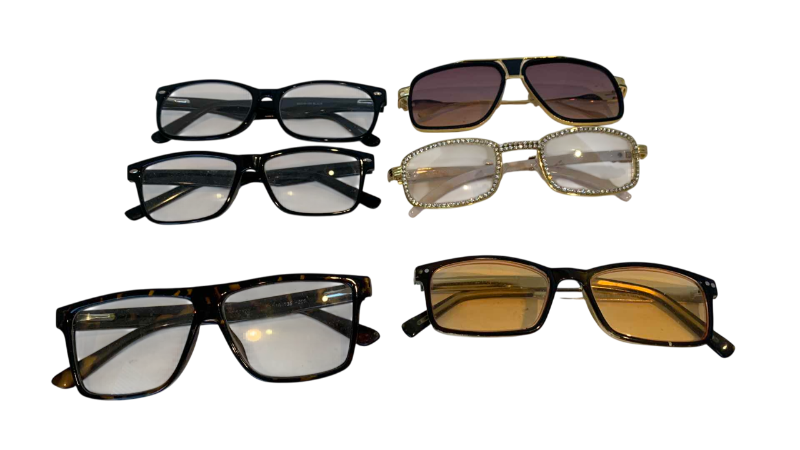Photo 1 of 6-WOMENS ASSORTED FASHION GLASSES