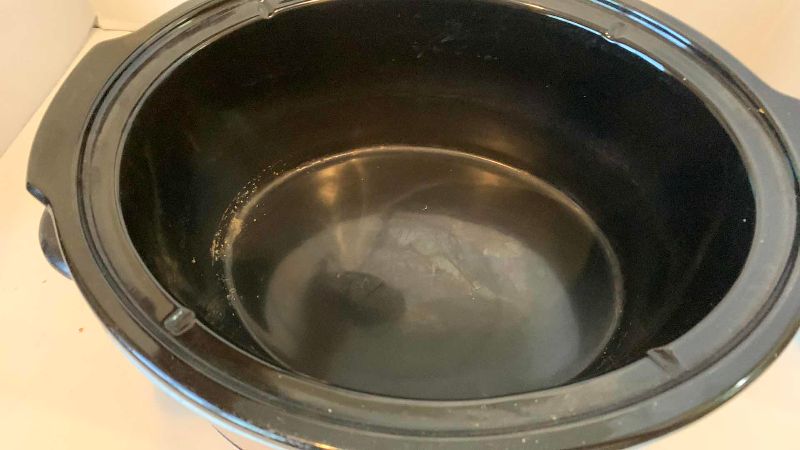 Photo 1 of CROCK POT SLOW COOKER MODEL SCV603-R
