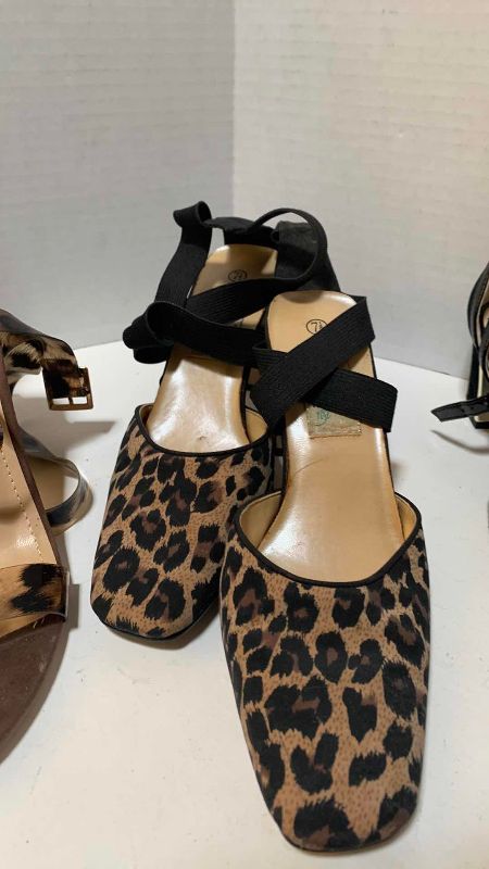 Photo 1 of 4-ANIMAL PRINT HEELS SIZE 7.5