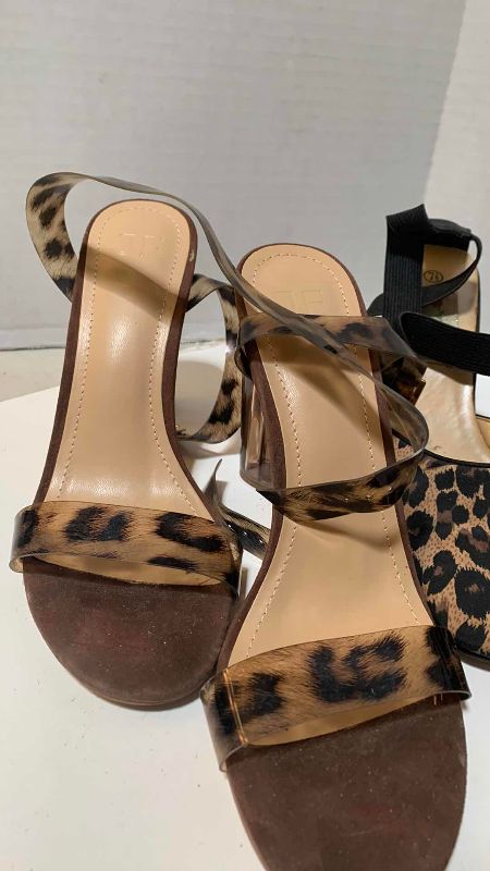 Photo 1 of 4-ANIMAL PRINT HEELS SIZE 7.5