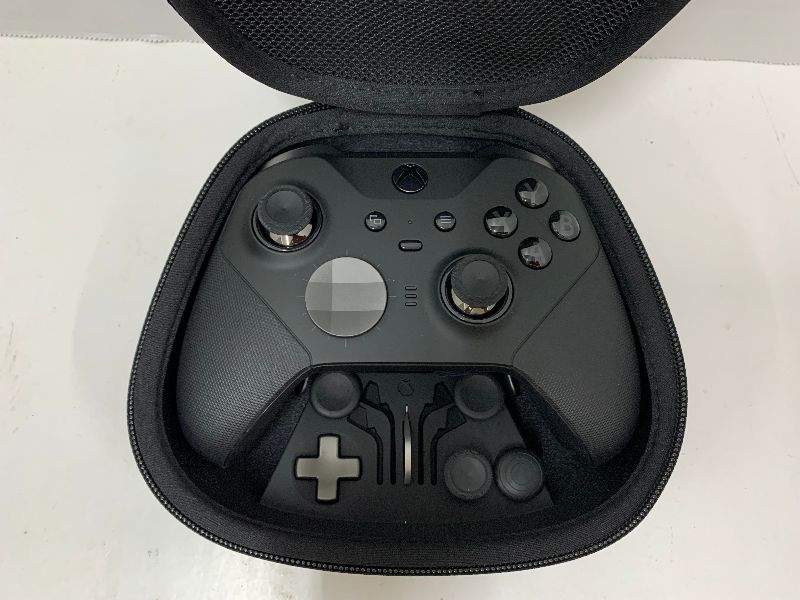 Photo 1 of XBOX ONE ELITE SERIES 2 CONTROLLER MISSING PADDLES
