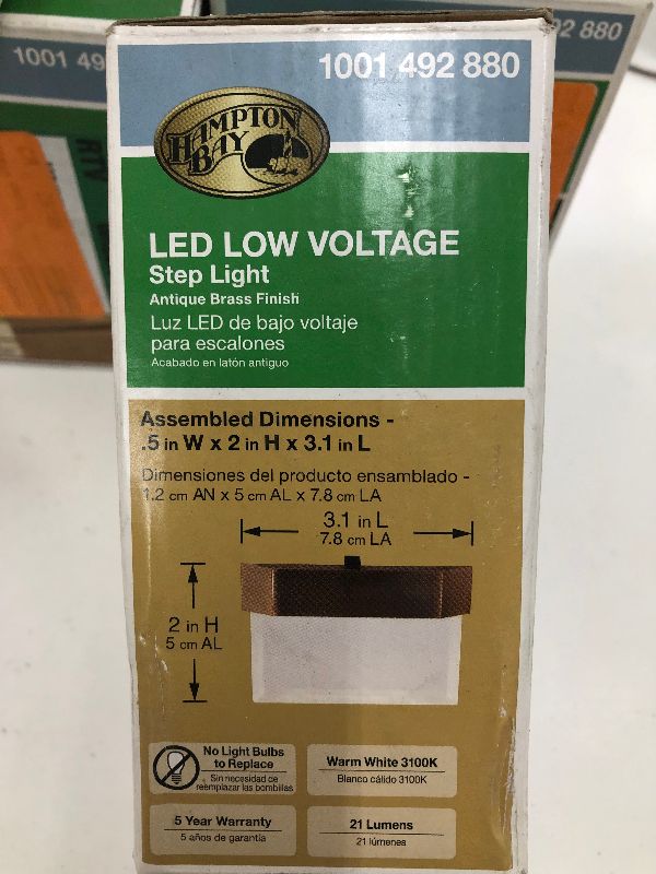 Photo 1 of 6-HAMPTON BAY LED LOW VOLTAGE STEP LIGHTS 1001 492 880