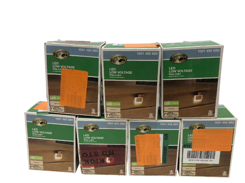 Photo 1 of 6-HAMPTON BAY LED LOW VOLTAGE STEP LIGHTS 1001 492 880