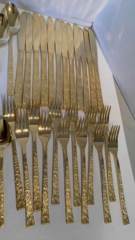 Photo 1 of 72-GOLDEN LIFETIME FLORAL DESIGN CUTLERY SET