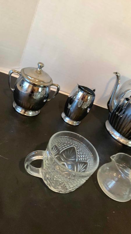 Photo 1 of TEA SERVICE WARE