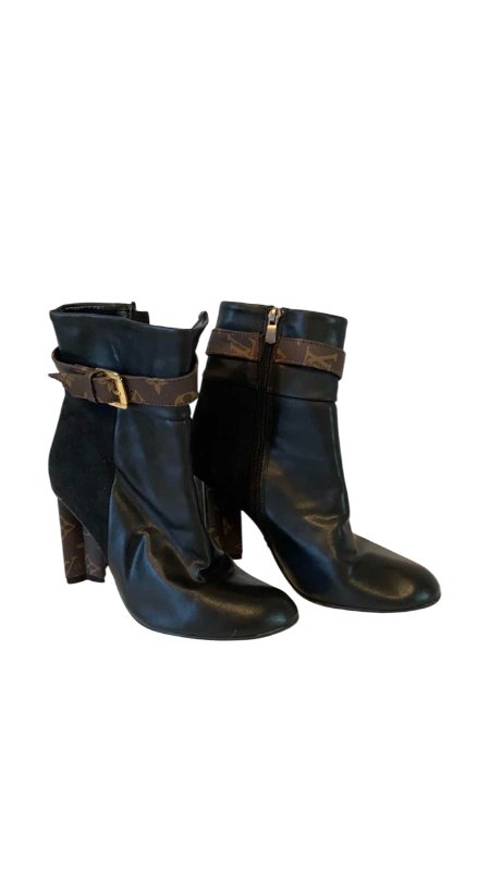 Photo 1 of FAUX LOUIS VUITTON ANKLE BOOTS SIZE 38