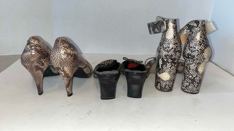 Photo 1 of 3-ANIMAL PRINT HEELS SIZE 7 1/2
