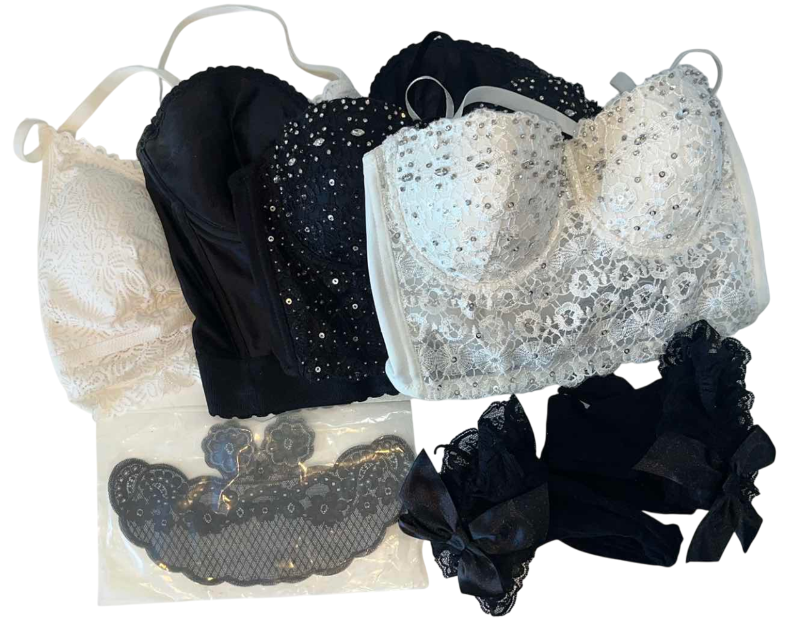 Photo 1 of CORSETS SIZE MEDIUM
