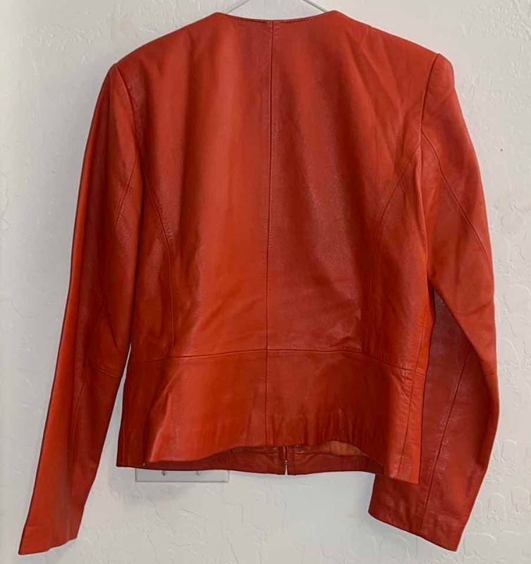 Photo 1 of YVONNE MARIE LEATHER JACKET SIZE 6