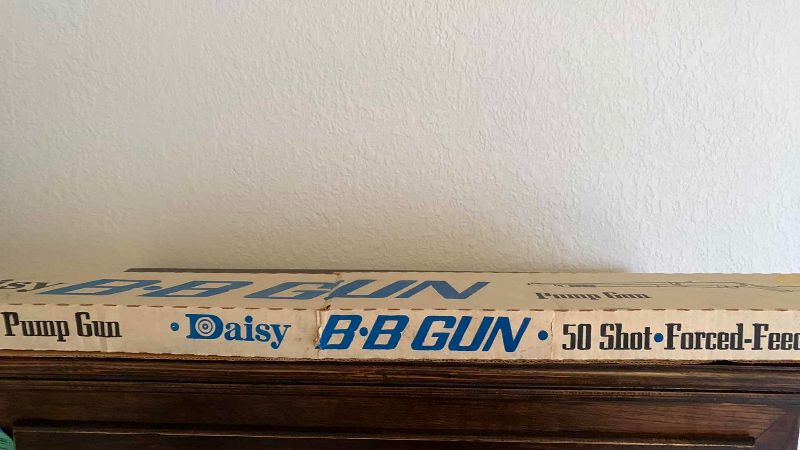 Photo 1 of VINTAGE 1950’S DAISY MODEL 25 WITH BOX