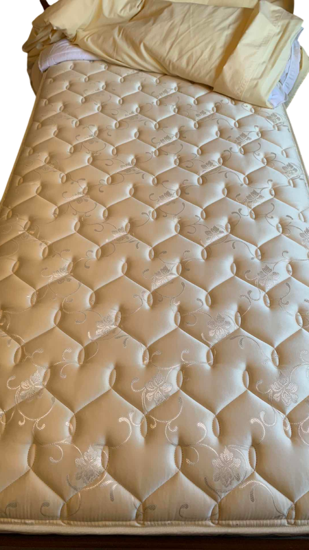 Photo 1 of SEALY POSTUREPEDIC CROWN JEWEL “CASTALIAN” TWIN SIZE MATTRESS