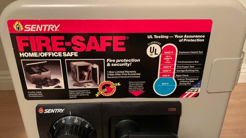 Photo 1 of SENTRY FIRE-SAFE HOME/OFFICE SAFE MODEL 1250 14” X 17” H 17”