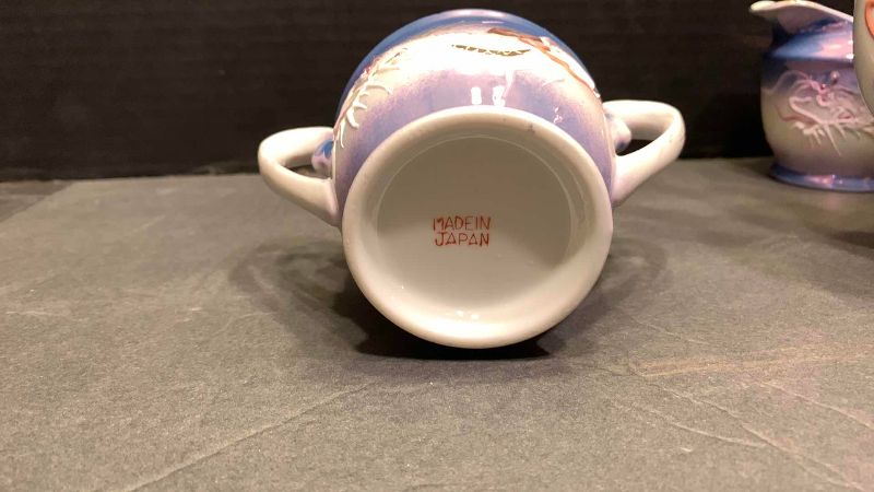 Photo 1 of VINTAGE JAPANESE DRAGON WARE MORIAGE LUSTER DEMITASSE 15 PIECES