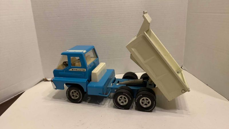 Photo 1 of VINTAGE 1960’S STRUCTO THUNDERBOLT TURBINE STEERABLE DUMP TRUCK