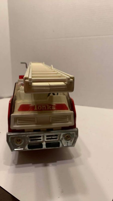 Photo 1 of VINTAGE 1970’S TONKA AERIAL LADDER FIRE TRUCK FULLY FUNCTIONAL LADDER EXTENDS AND RISES