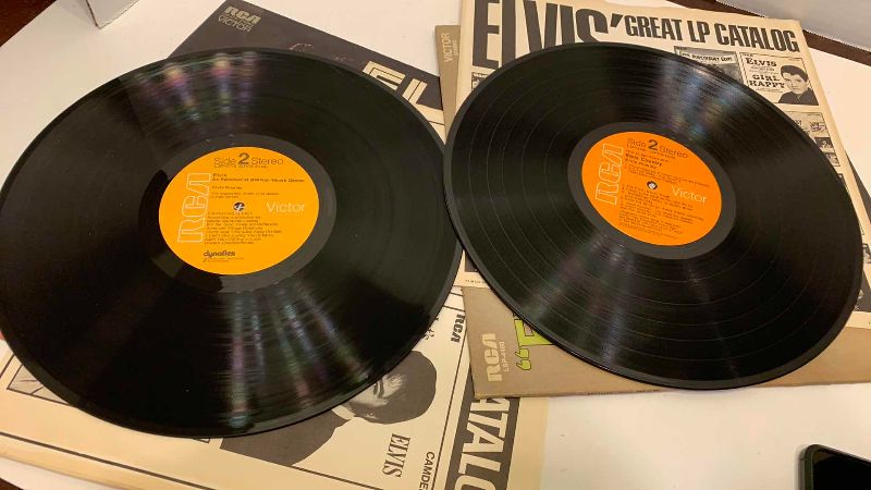 Photo 1 of ELVIS LIVE AT MADISON SQUARE GARDEN LSP-4776 AND ELVIS COUNTRY “I’M 10,000 YEARS OLD” RECORD LSP-4460 ALBUMS