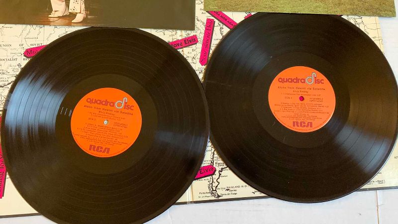 Photo 1 of VINTAGE ELVIS ALOHA FROM HAWAII VIA SATELLITE RECORD ALBUM QUADRA DISC VERSION