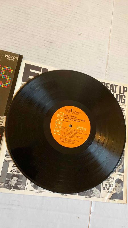 Photo 1 of VINTAGE ELVIS IN PERSON AT THE INTERNATIONAL HOTEL IN LAS VEGAS RECORD ALBUM