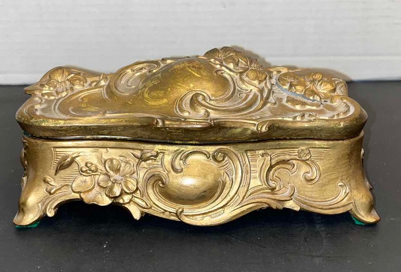 Photo 1 of ANTIQUE ART NOUVEAU GILDED GOLDEN BROAS JEWELRY BOX