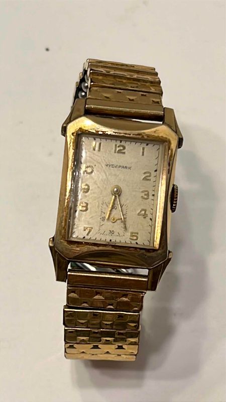 Photo 1 of VINTAGE LONGINES WITTNAUER WATCH WITH CASE
