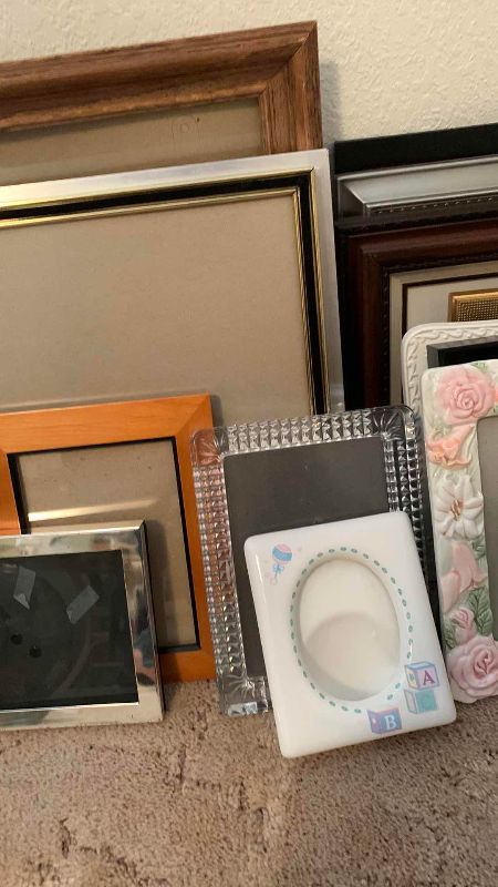 Photo 1 of VARIOUS TYPES OF PHOTO FRAMES