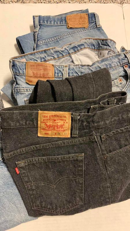 Photo 1 of 5-PAIRS OF MENS LEVI JEANS SIZE 34 X 30