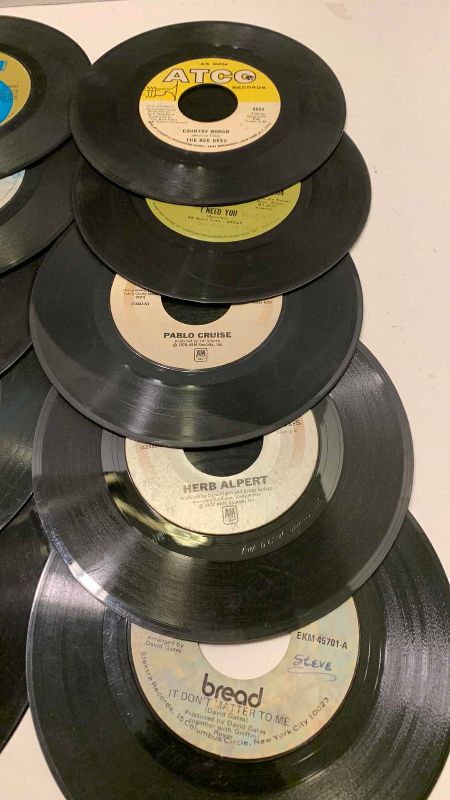 Photo 1 of VINTAGE 45 RECORDS