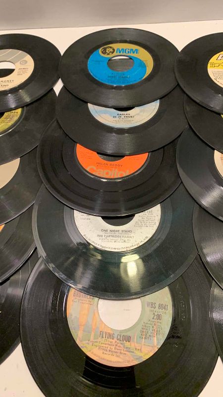 Photo 1 of VINTAGE 45 RECORDS