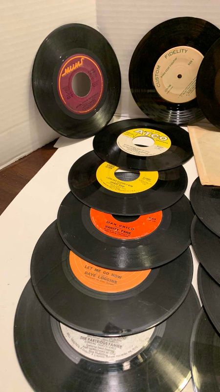 Photo 1 of VINTAGE 45 RECORDS