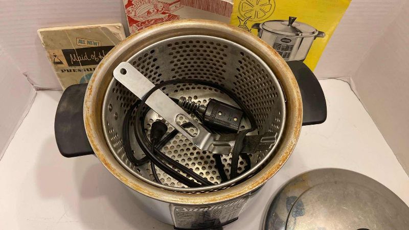 Photo 1 of VINTAGE 1950’S SUNBEAM CR-5 ALUMINUM DEEP FRYER AND SLOW COOKER