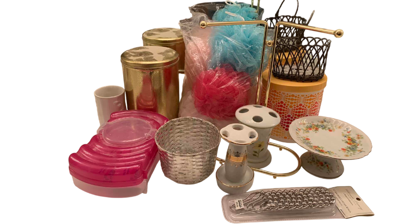 Photo 1 of BATHROOM ITEMS
