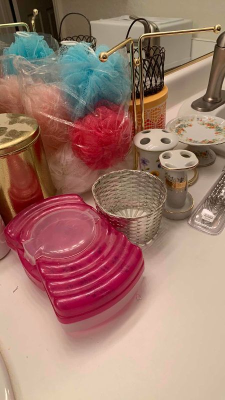 Photo 1 of BATHROOM ITEMS