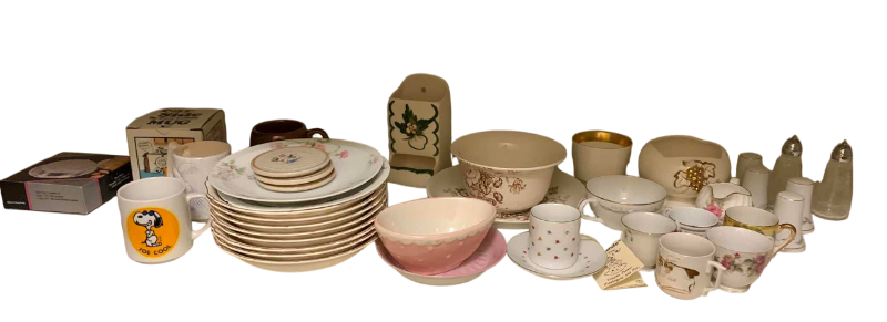 Photo 1 of PLATES AND CUPS