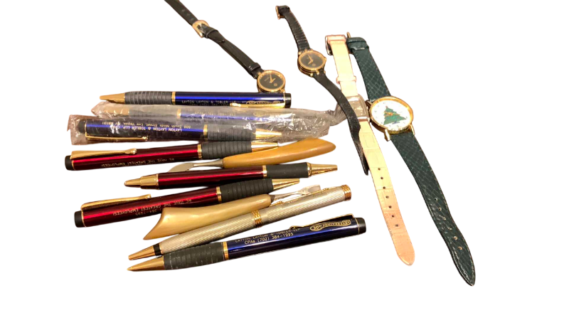 Photo 1 of WATCHES AND PENS ANNE KLEIN