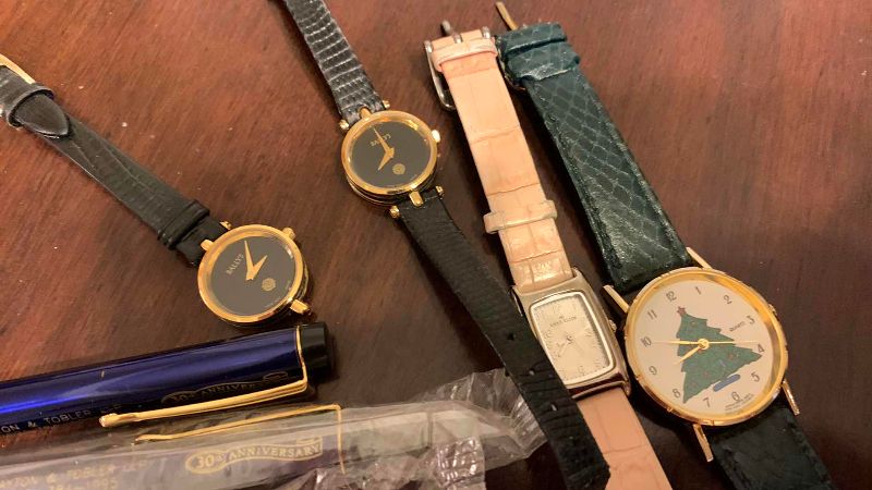 Photo 1 of WATCHES AND PENS ANNE KLEIN