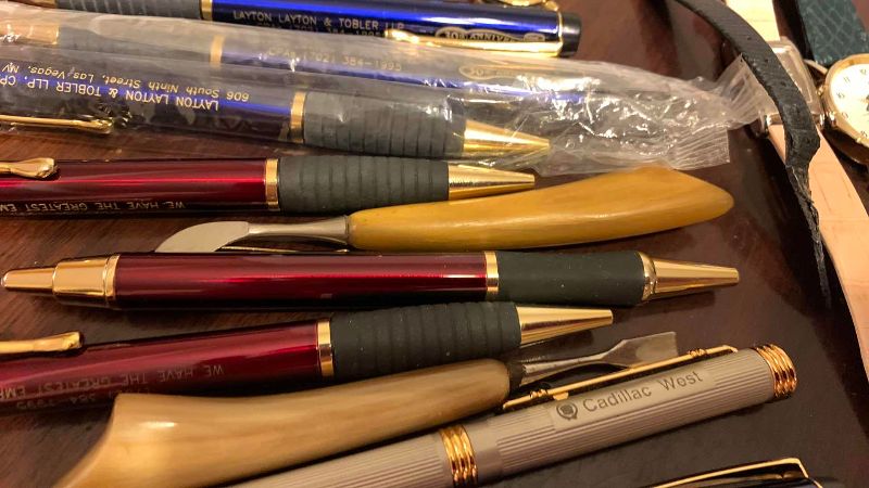 Photo 1 of WATCHES AND PENS ANNE KLEIN