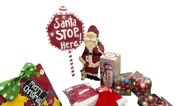 Photo 1 of MISCELLANEOUS CHRISTMAS DECOR