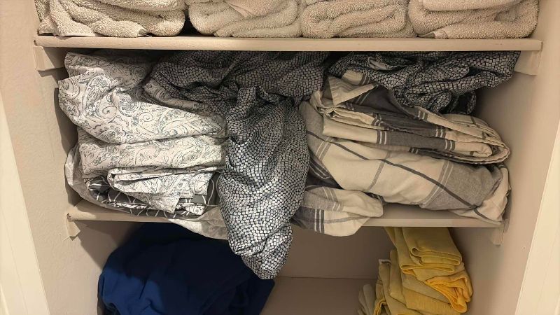 Photo 1 of CONTENTS OF LINEN CLOSET