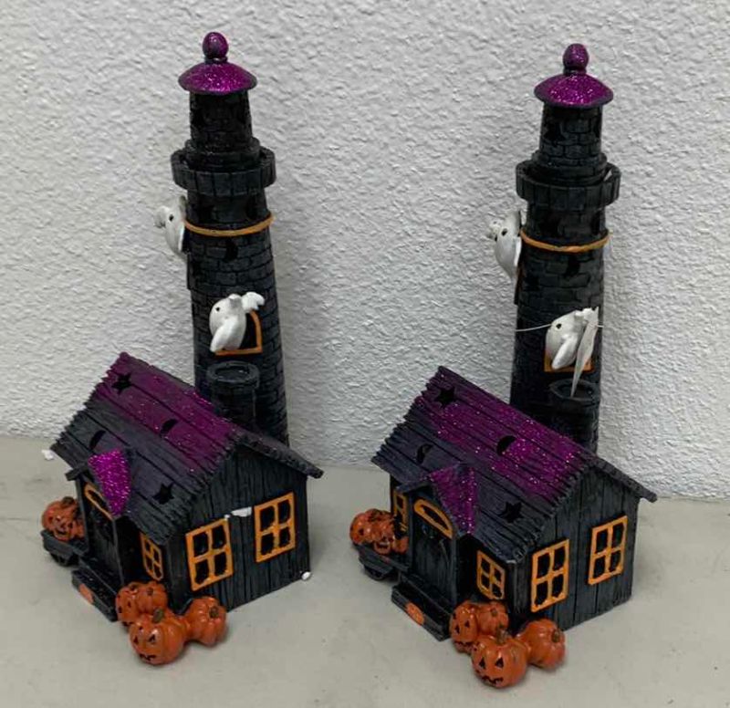 Photo 1 of 2 HALLOWEEN DECOR  LIGHT UP HAUNTED HOUSES