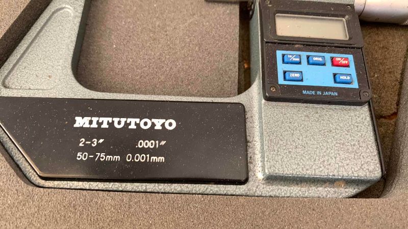 Photo 1 of MITUTOYO DIGIMATIC POINT MICROMETER