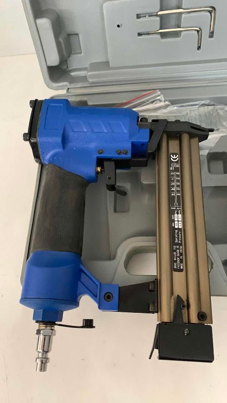Photo 1 of BRAD NAILER MODEL F32
